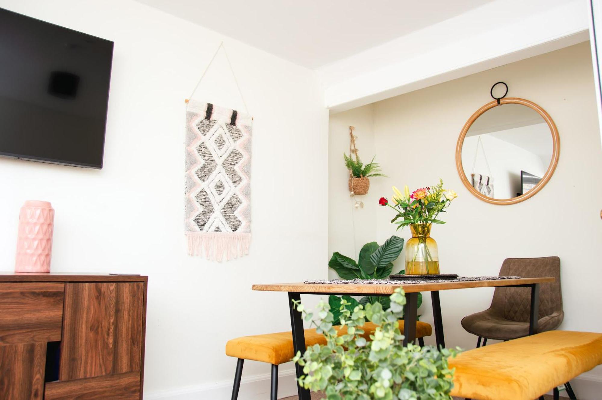 Beautiful Character 3 Bed City Centre Apartment Bath Luaran gambar