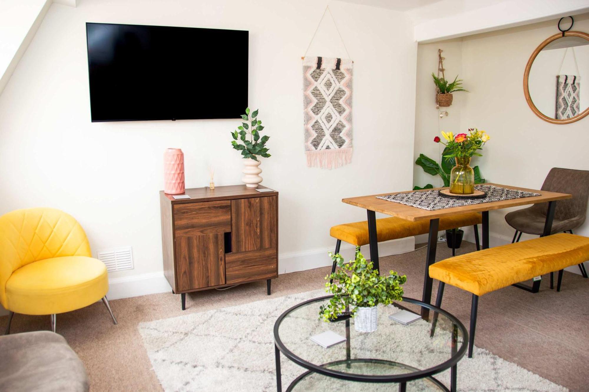 Beautiful Character 3 Bed City Centre Apartment Bath Luaran gambar
